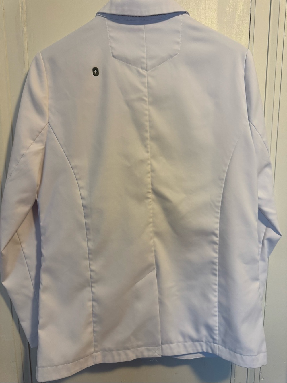 FIGS White Women's Tailored Medical Blazer Jacket - Picture 3 of 4